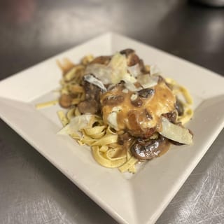 Lunch Chicken Marsala